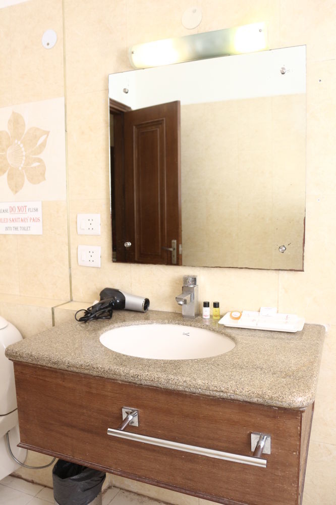 Fabhotel Goodwill Gk 1 New Delhi Ngoại thất bức ảnh